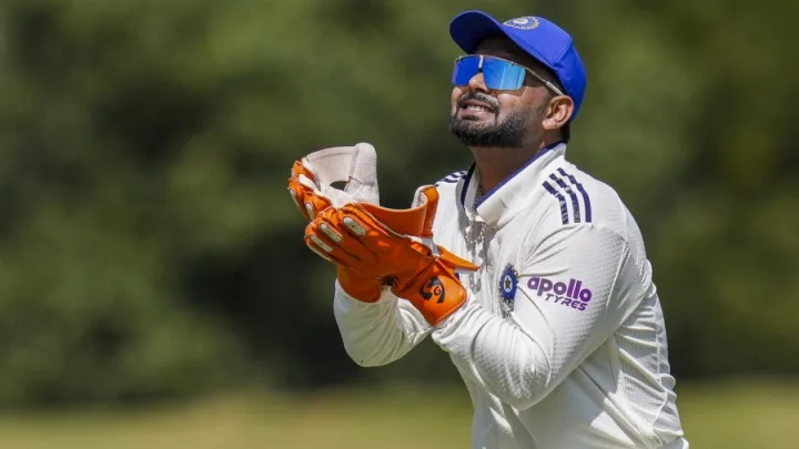 Rishabh Pant Gets Huge Praise as Former India Bowler Calls Him Test Great