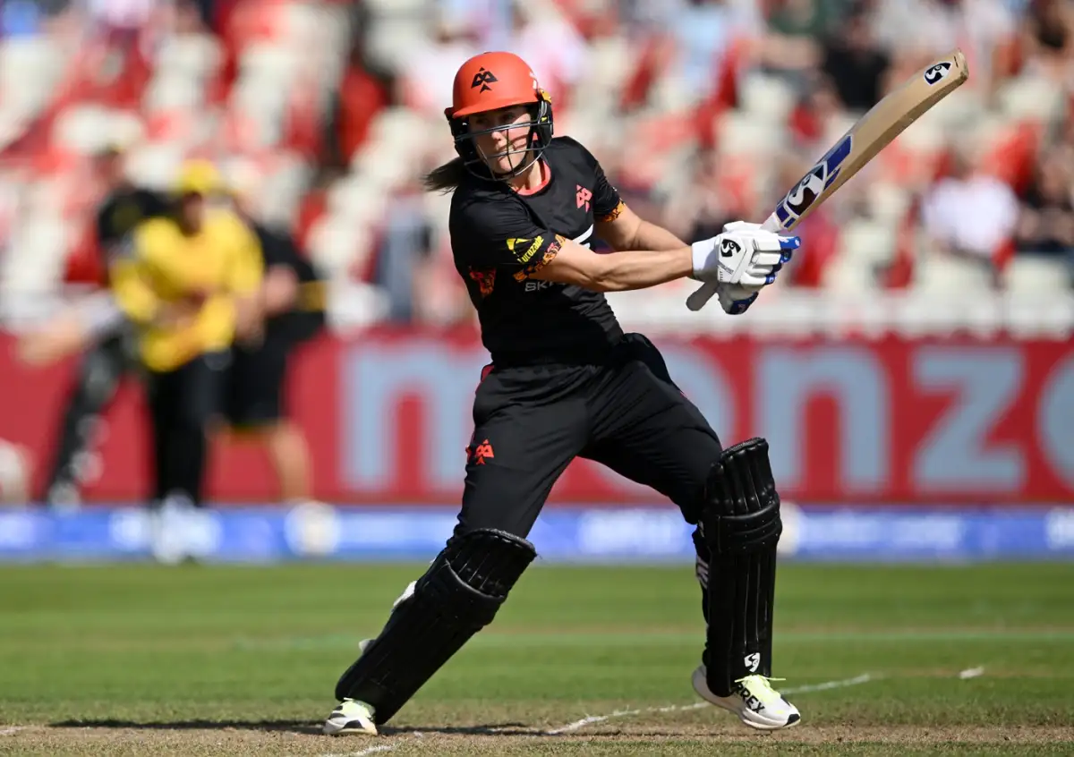 Ellyse Perry Seals Birmingham Phoenix’s First Win