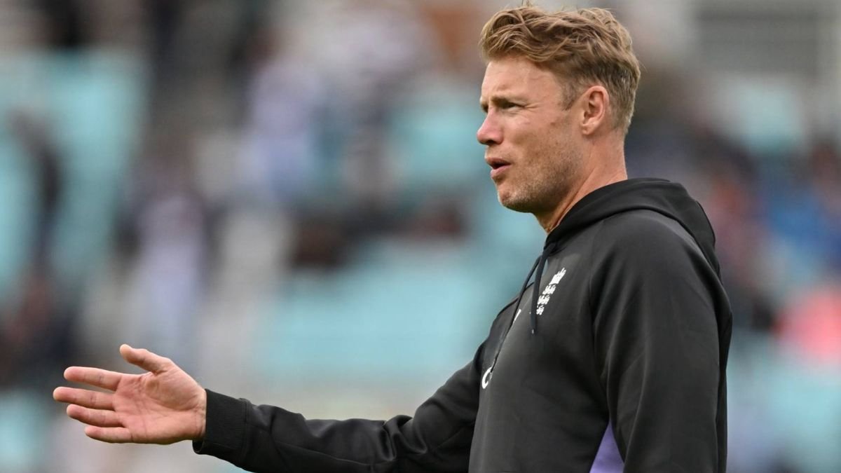Flintoff Moves From England Lions To BBL