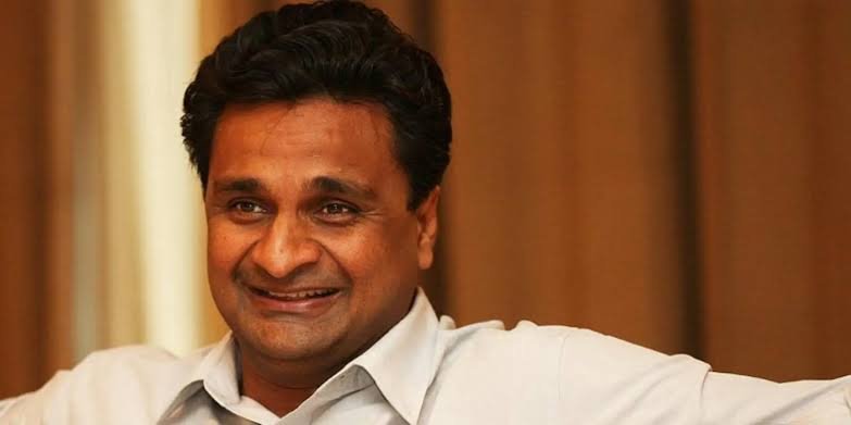 Javagal Srinath Calls Test Cricket the Ultimate Format, Urges Youngsters to Focus