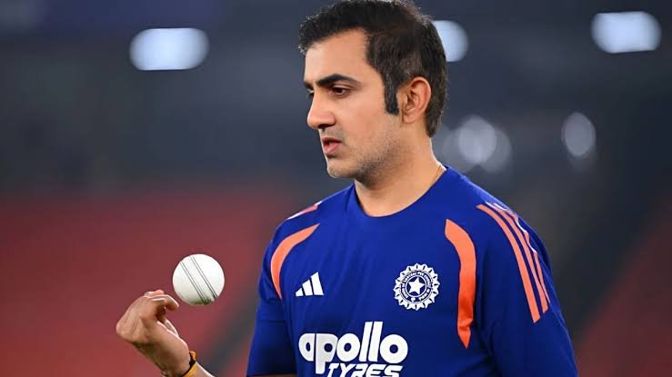 Harbhajan Defends Gautam Gambhir