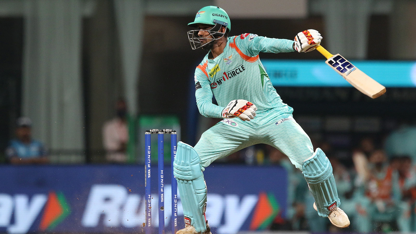 Deepak Hooda Ends Rift with Krunal Pandya, Set to Rejoin Baroda