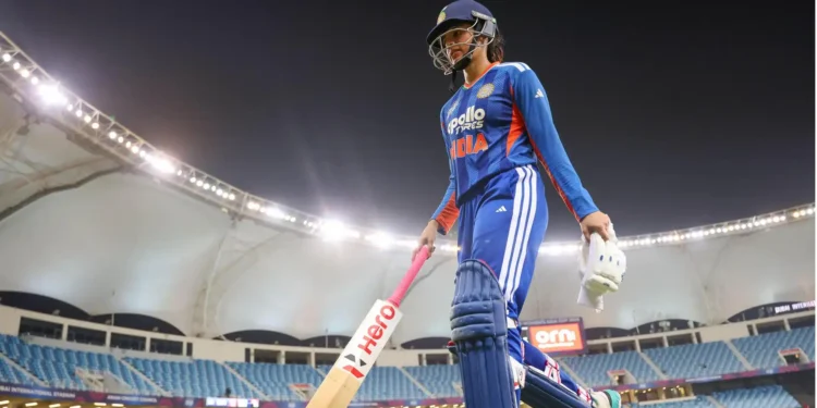 Smriti Mandhana Reaches Top Spot in Women's T20I Run-Scorers